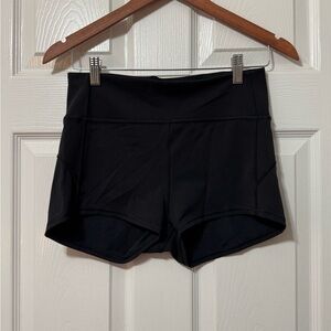 Lululemon in movement short size 10 euc